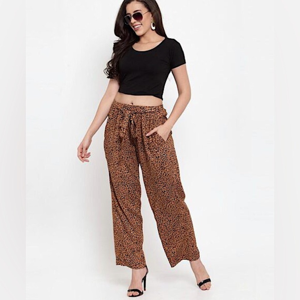 Leopard print pants 🐆